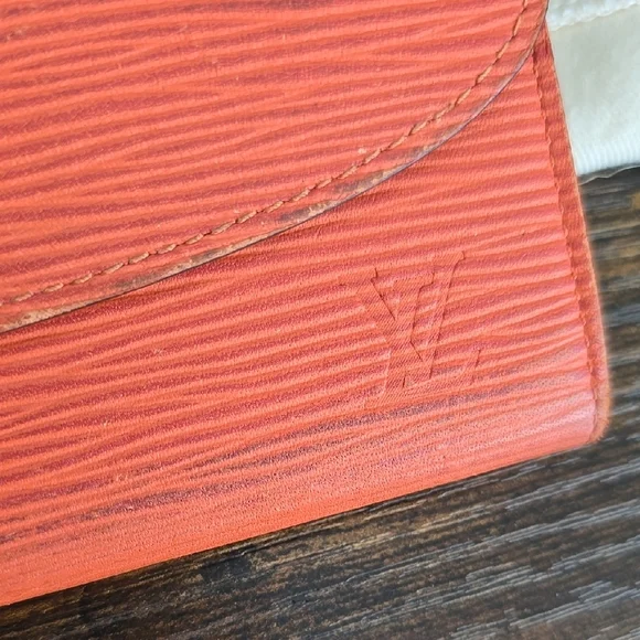Louis Vuitton Orange Epi Emilie Wallet - Picture 8 of 16